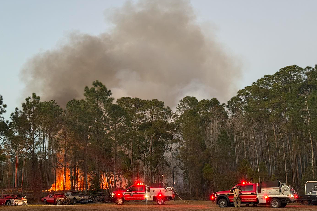 Brush fire in Flagler County that prompted evacuations is 80% contained