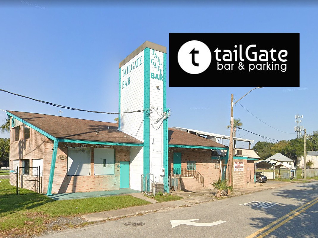 TailGate Bar & Parking near the northeast corner of EverBank Stadium at 441 Haines St. It is near Gator Bowl Boulevard north of East Church Street.