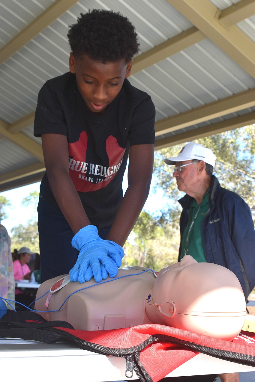 Bradenton's Jamari Hooks says performing CPR was both easy and difficult. He says he now feels prepared to help in the case of an emergency.