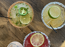 Sunshine, salt and tequila — what else does this foodie need to find the best margaritas in town? Oh, a side of Bad Bunny blaring too.