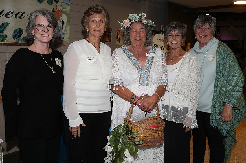 Kim Raymond, Jean Lolli, Volunteer Coordinator Laure Maille, Karen Renda and Sheila Dahlberg