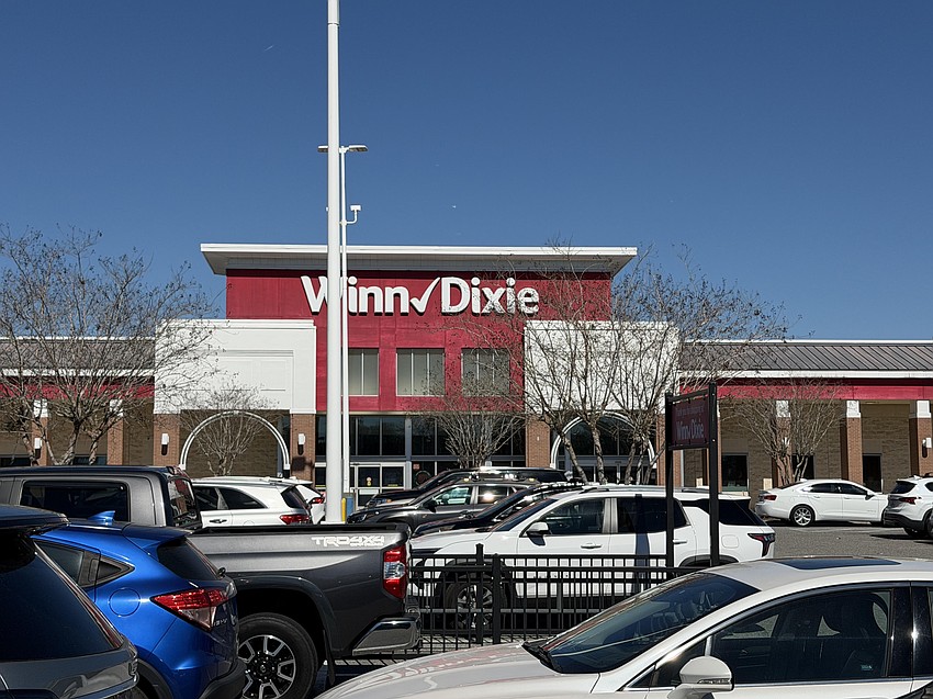 The Winn-Dixie Co. says nothing new is planned at its store in the Point Meadows shopping center.