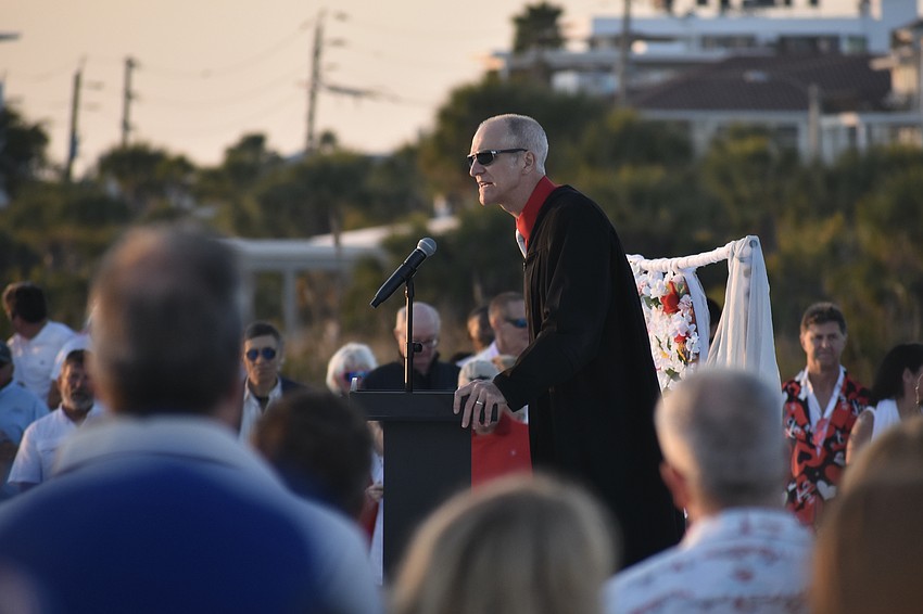 The non-denominational ceremony was led by Judge Stephen Walker.