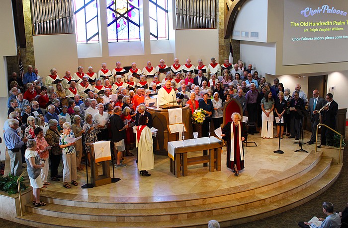 About 130 Longboaters turned out to join "Choirpalooza" at the Feb. 15 service at Christ Church of Longboat Key to sing "The Old Hundredth Psalm Tune."
