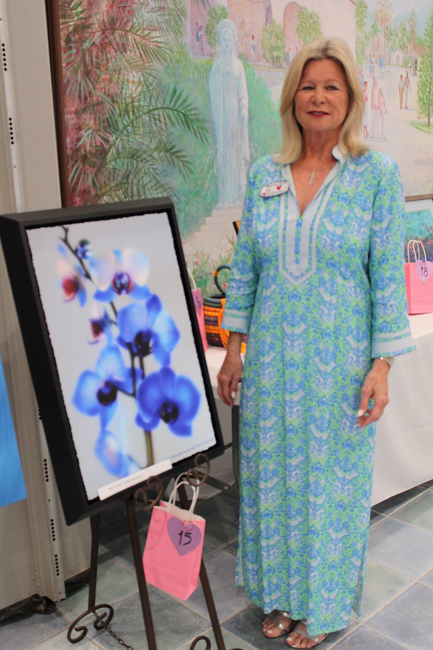 Women's Guild President Kay Kochenderfer