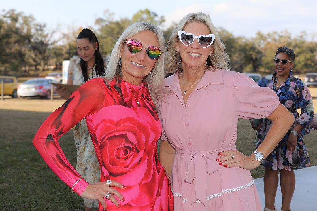 Mette Milland and Toni Schemmel