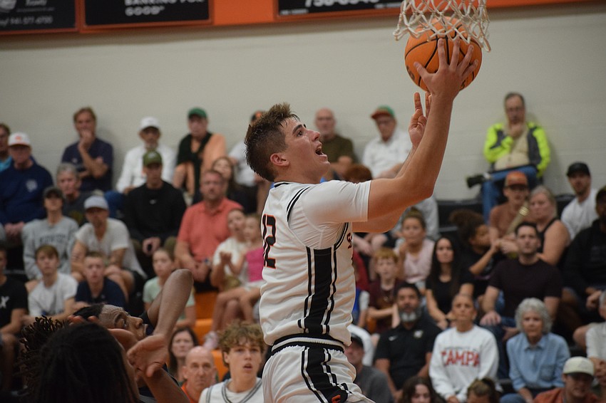 Since returning from injury, Johnny Lackaff has guided the Sailors to the Class 7A-District 12 title and the Class 7A-Region 3 final. He's averaged 27.2 points per game in that span.
