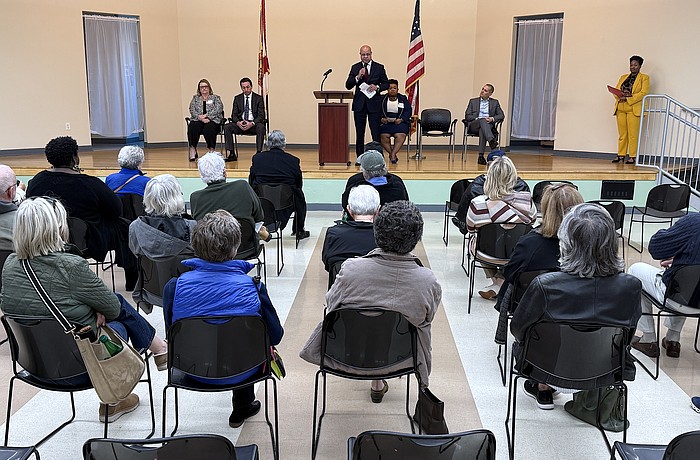 Residents and community members listen to opening remarks by the finalist candidates for Sarasota city manager.