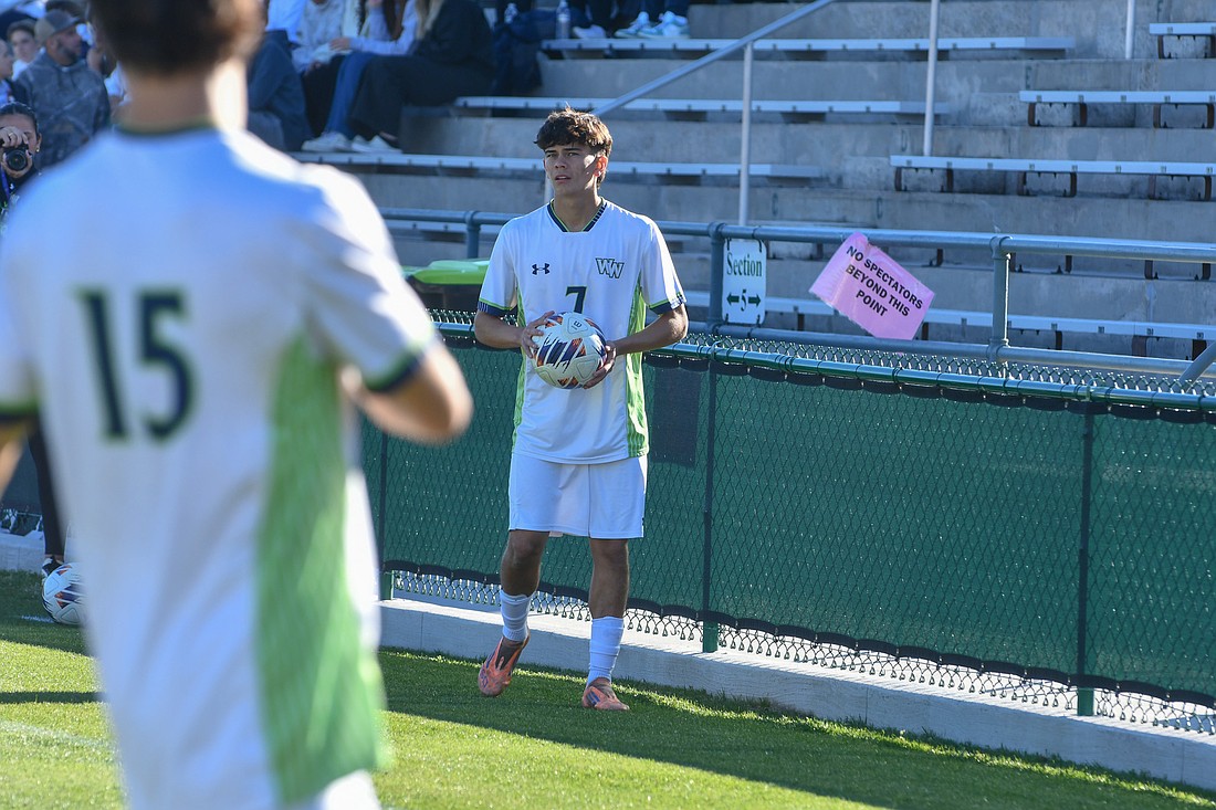 Windermere’s senior midfielder Nick Espitia patiently waited for his teammates to get open before he threw the ball in bounds.