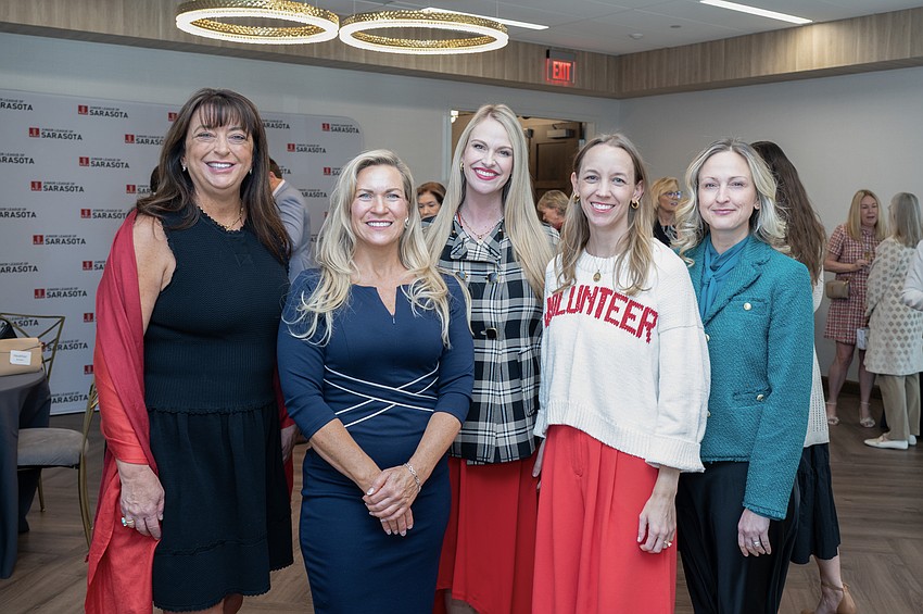 Lisa Budslick, Heather Koester, Lindsay Nock, Corey Talbot and Erin Duggan