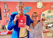 Brigette Kubin, owner of Three Island Monkeys, hosted a book signing by author James Langstaff on Feb. 28 for its latest "Meet the Artist" pop-up event.