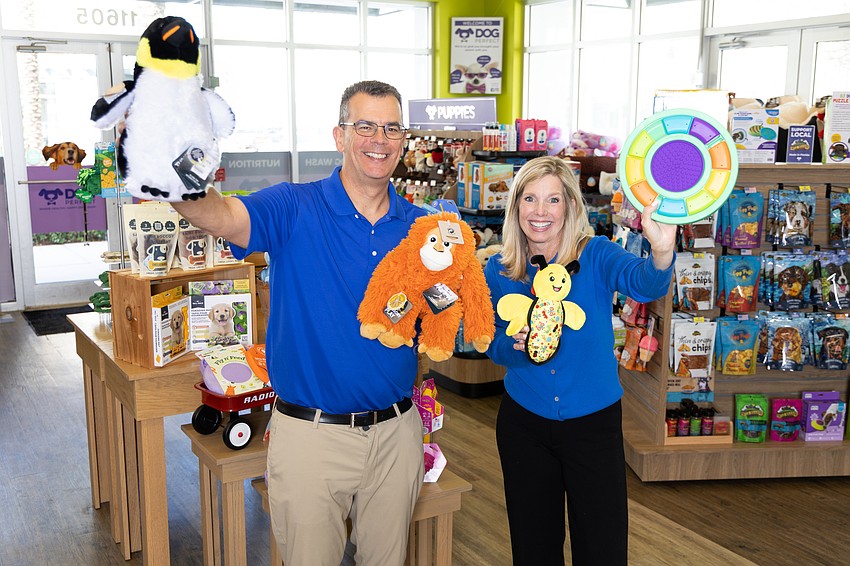 DOGPerfect owners Rob and Linda Emery say that retail sales account for 75% of their company's business, while grooming services total 25%.