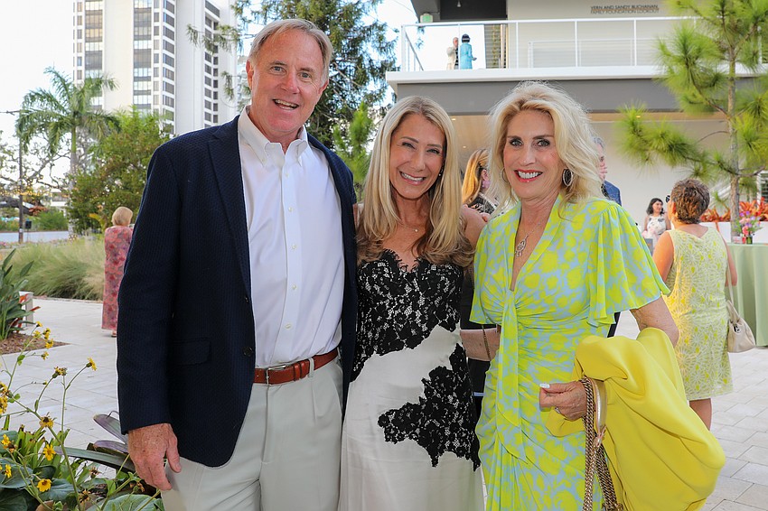 Steve and Janet Walter with Barbara Kelly