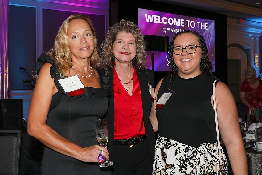 Tammy Uselton, Stacy Jones and Tayler Uselton