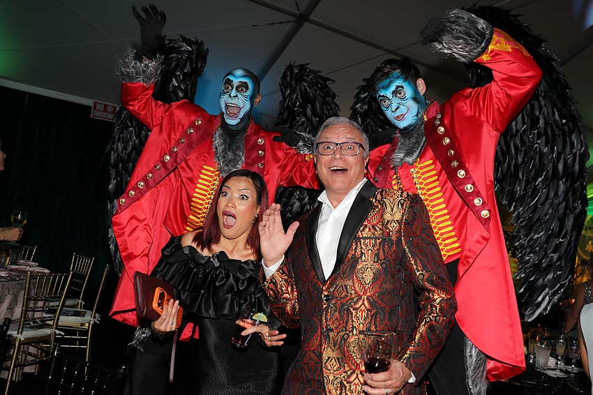 Despite being frightened out of their minds, Belle and Greg Stikeleather managed to hold onto their drinks.