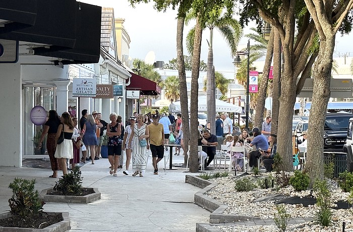 Visitors to St. Armands Circle and other county attractions declined by 10,000 in January 2026 compared to 2025.