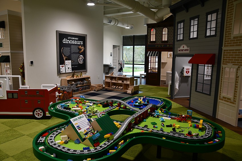 The exhibits inside the museum allow children to make connections with the outside world.
