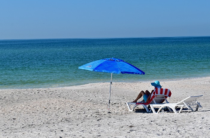 Beachgoers often bring umbrellas to protect themselves from the sun on beach days. Tents, however, are prohibited by town ordinance.