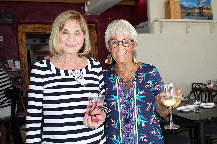 At the latest Ladies of Longboat meetup, Marge Pillion and Connie DiMaggio chat.