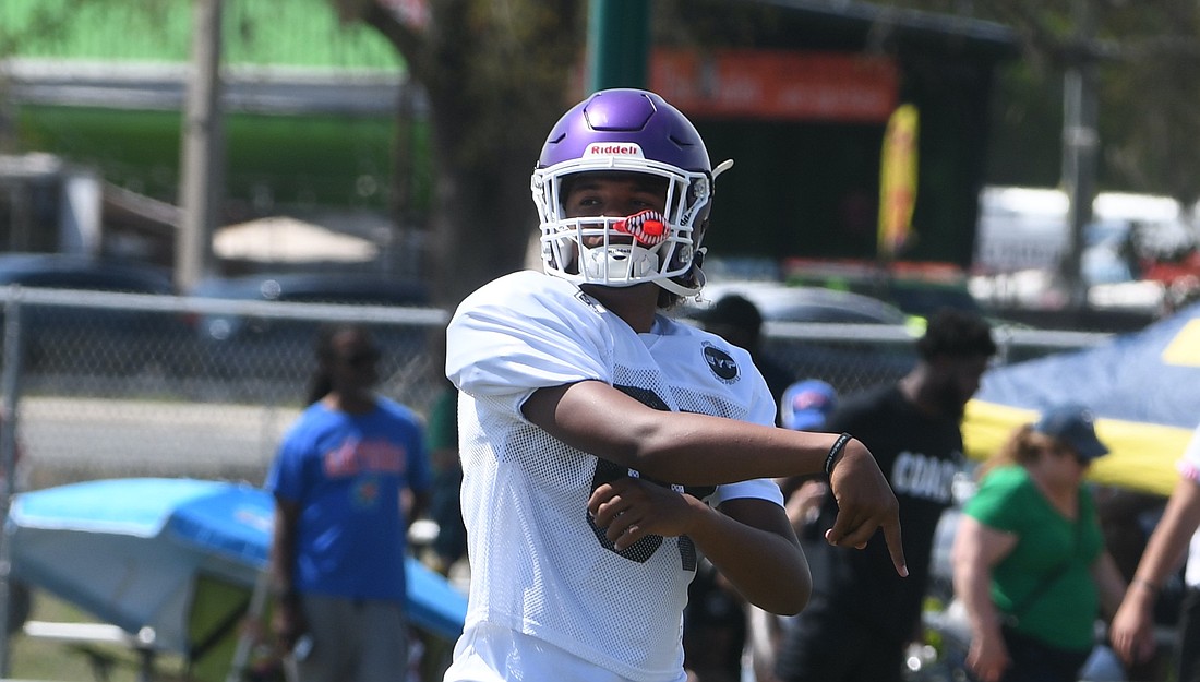 Horizon High’s rising sophomore quarterback Quincy Darling is showing early potential for the next year.