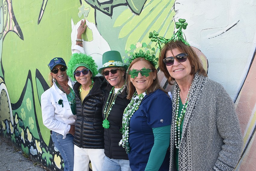 Liz Quintavalle, Susan Southwick, Gigi Reinheimer, Laurel Ciccarello and Patti Williams.