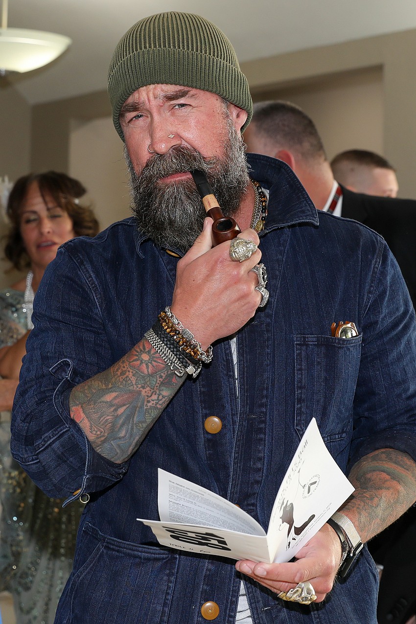 Dan Starostecki rocks the Beaux Arts vibe.