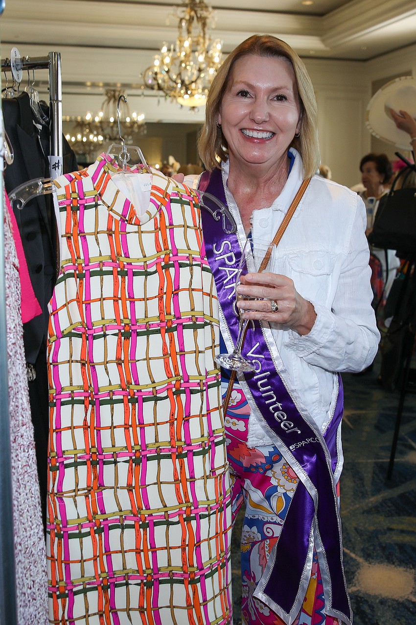 Tracey Coakes enjoys shopping at the SPARCC Runway held at The Ritz-Carlton, Sarasota on March 27.