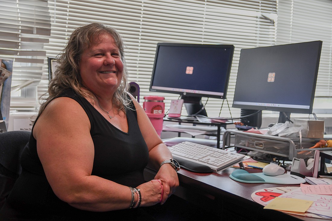 Dr. Phillips High teacher Suzanne Scherfer used her sense of humor to maintain her spirits while battling breast cancer.