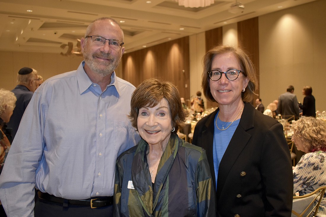 Steve Ross, his mother Irene Ross and sister Kimberly Ross