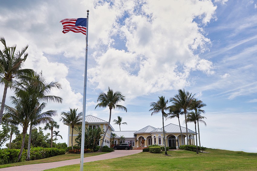 Gordon Pointe in Naples sits on the southernmost point of Port Royal and surrounded by the Gulf and Naples Bay.