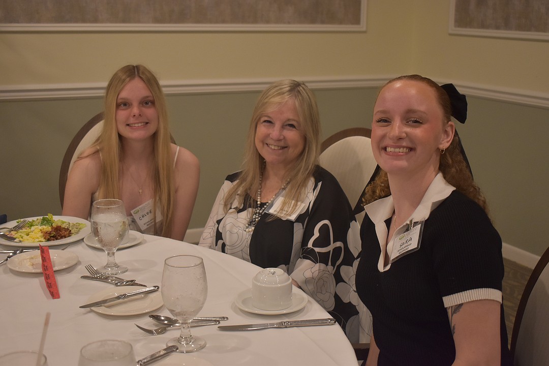 Palm Aire Women's Club awards scholarships to local students