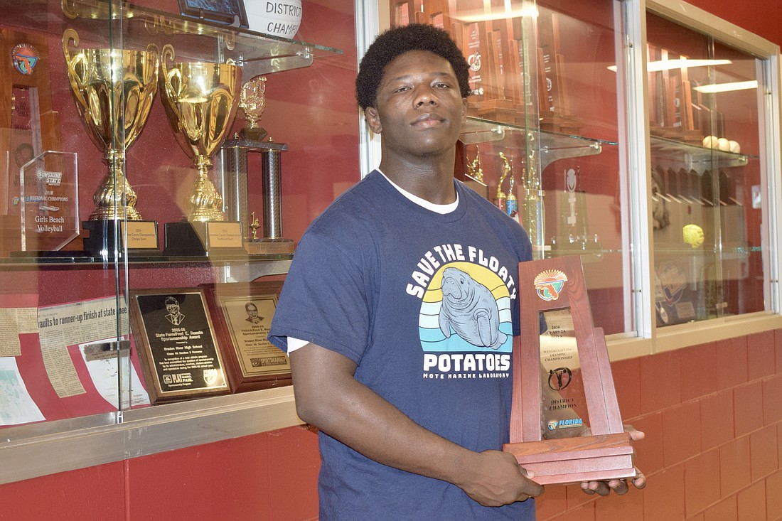 Outside weightlifting and wrestling, Freedom McDaniel also plays defensive end/defensive tackle for Braden River football. His 43 solo tackles in 2025 were second-most on the team.