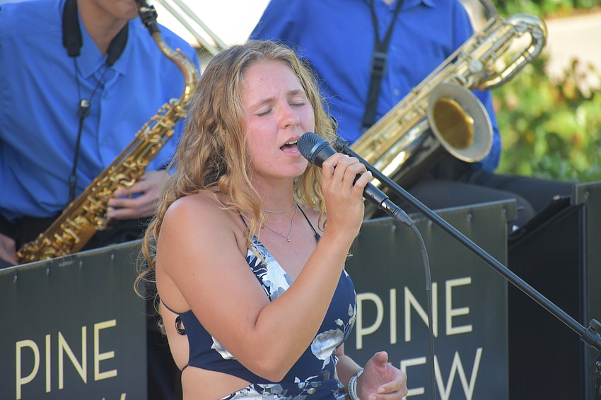 Senior Jaime Sweiderk sings with the Pine View Jazz Band.