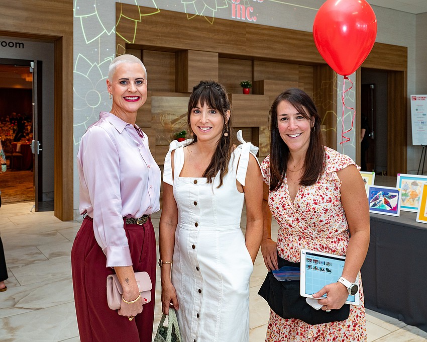 Leslie Haley, Cynthia Ordonez and Lauren Burkle