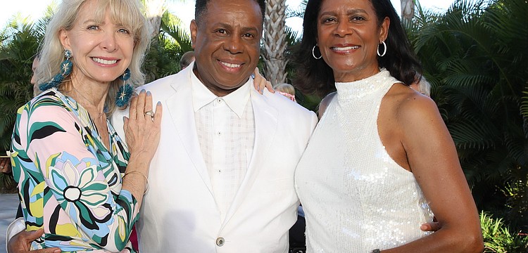 Event co-chairs Charlie Ann Syprett and Dona Scott with WBTT founder and Artistic Director Nate Jacobs.