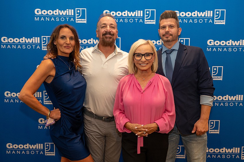 Sherry Wallace, Maverick, Lulu and Bill Ames