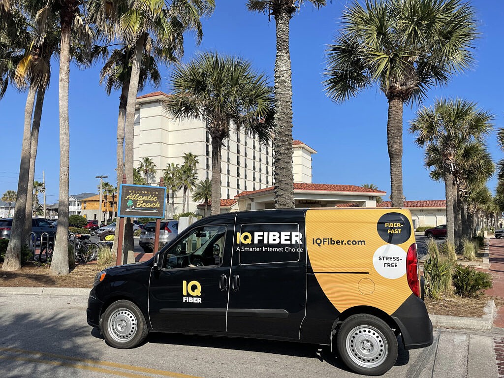 IQ Fiber will provide 100% fiber-optic internet service to St. Petersburg, Clearwater and Largo.