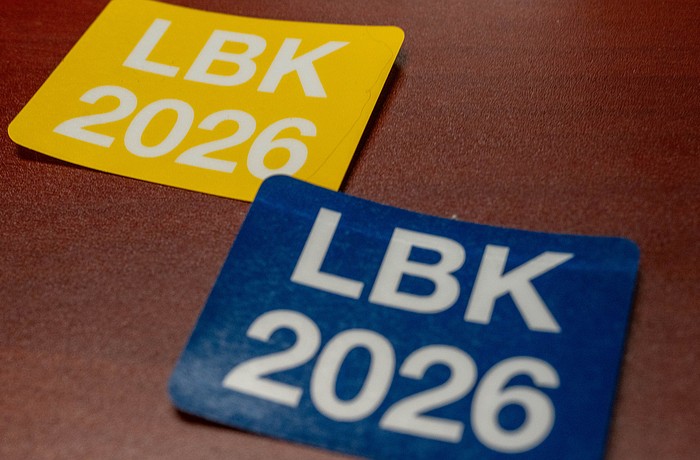 The town of Longboat Key distributes yellow and blue stickers for residents and business owners. Red stickers are reserved for police, fire and emergency responders.