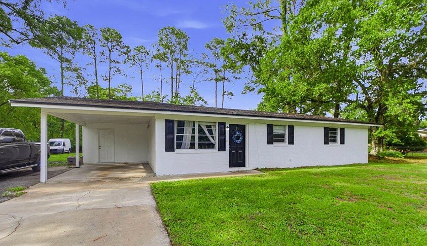 8743 S. Ben Rowe Circle, Macclenny, 32063 8743 S. Ben Rowe Circle, Macclenny, 32063