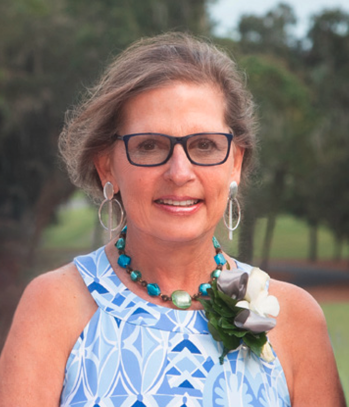 Clare Berry of Berry & Co. Real Estate. Clare Berry of Berry & Co. Real Estate.