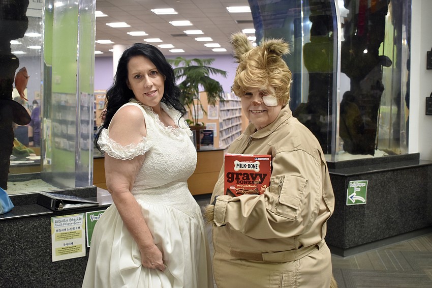 Nienna Nir and Renee Haggerty dressed as Princess Vespa and Barf from 