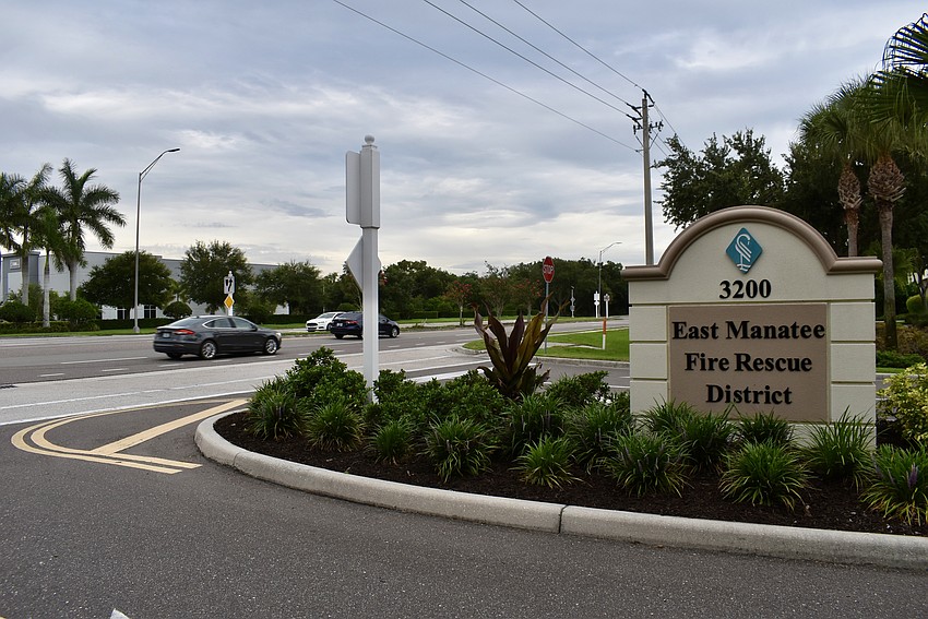 Gaps in traffic are becoming less frequent on Lakewood Ranch Boulevard, making it difficult for drivers to navigate. Manatee County is installing a series of traffic signals starting this summer.