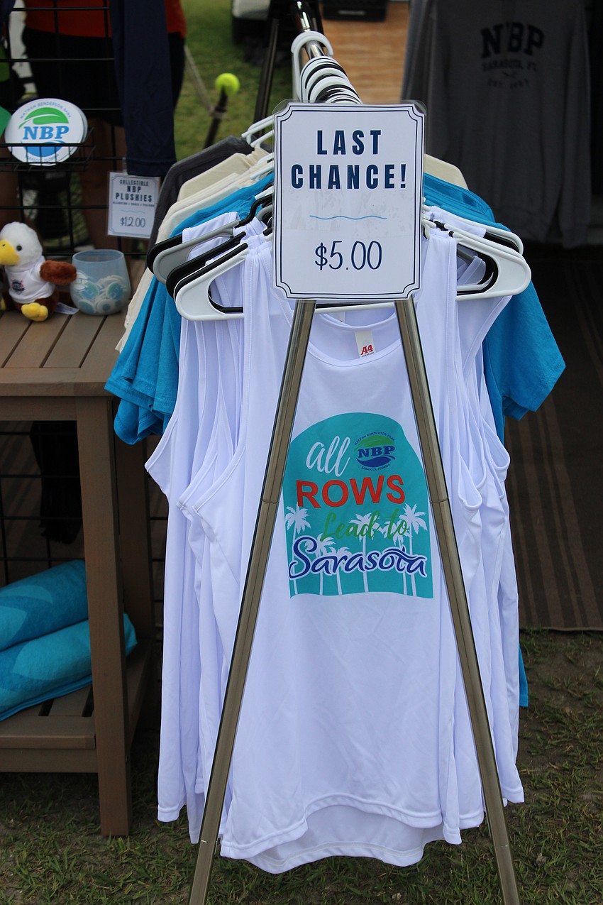 Thousands of rowing fans had one final chance to buy USRowing Junior National Championship bling on Sunday.