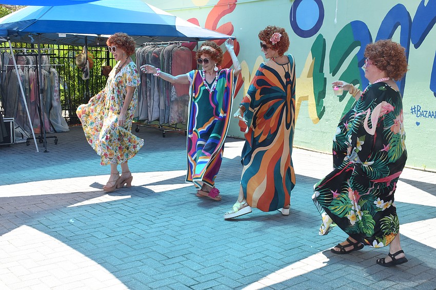 Allison Kummery, Cherie Smith, Jolanta Bremer and Sara Osten dance onstage.