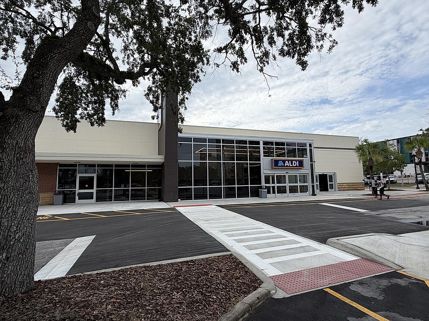 Aldi converted a closed Harveys Supermarket Downtown. Aldi converted a closed Harveys Supermarket Downtown.