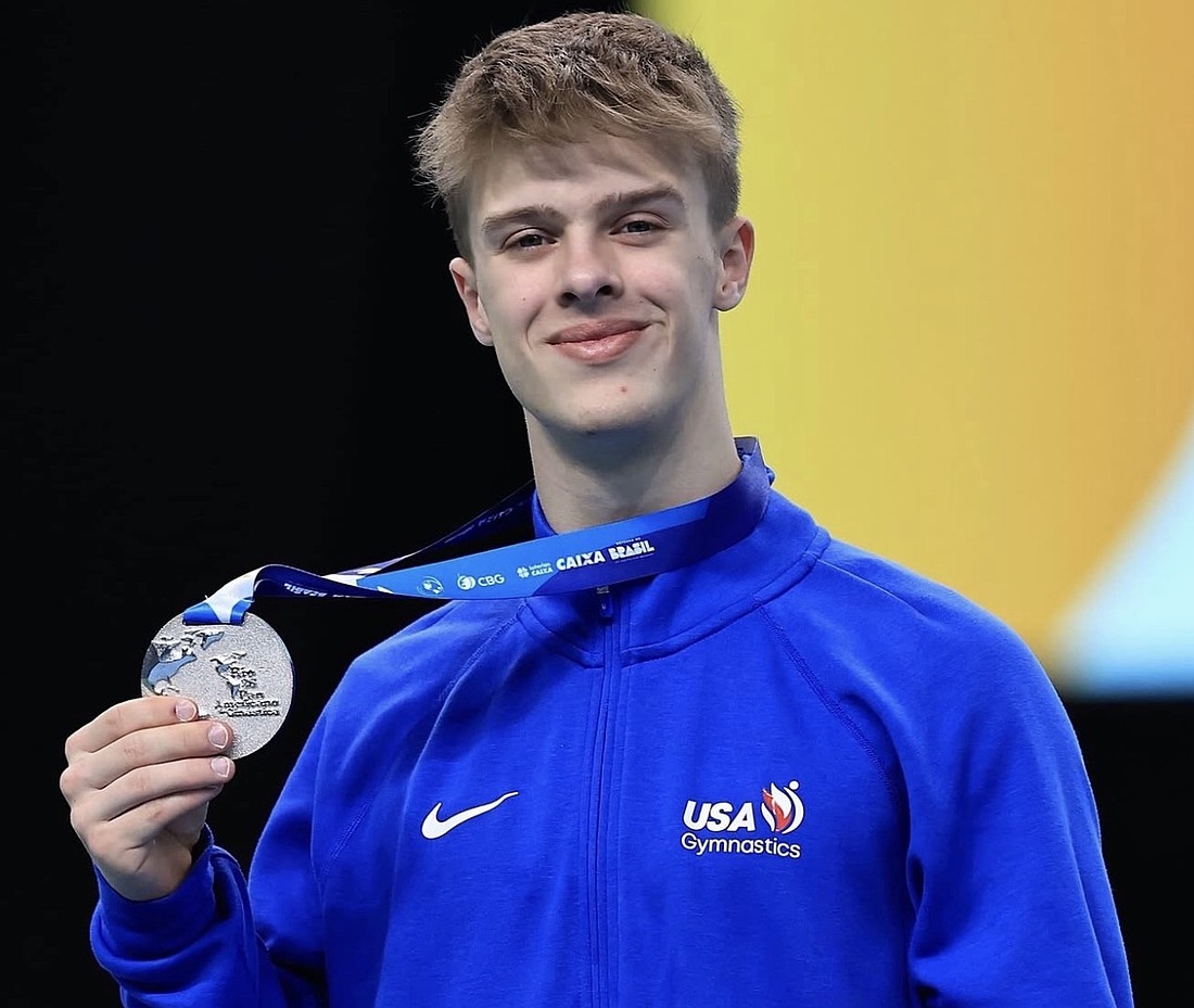 Ori Reilly held his silver medal from the 2026 Pan American Championships.