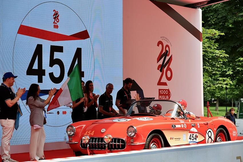 The Spirit of Zora reaches the finish line.