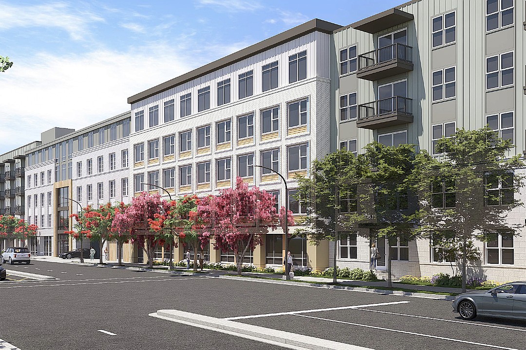 1899 Fruitville apartment development advances