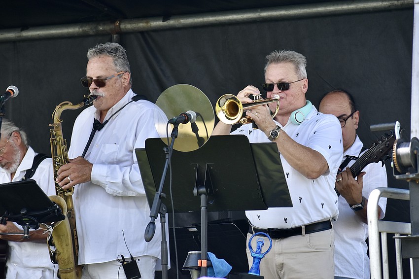 Bob Miner and David Pruyn perform with Big Night Out.