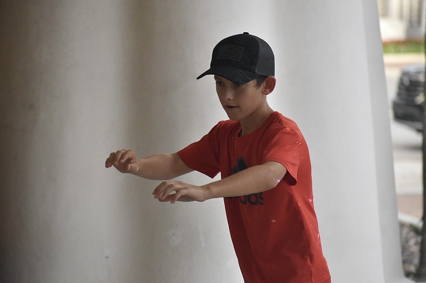 Cyrus Graf, 13, tries 